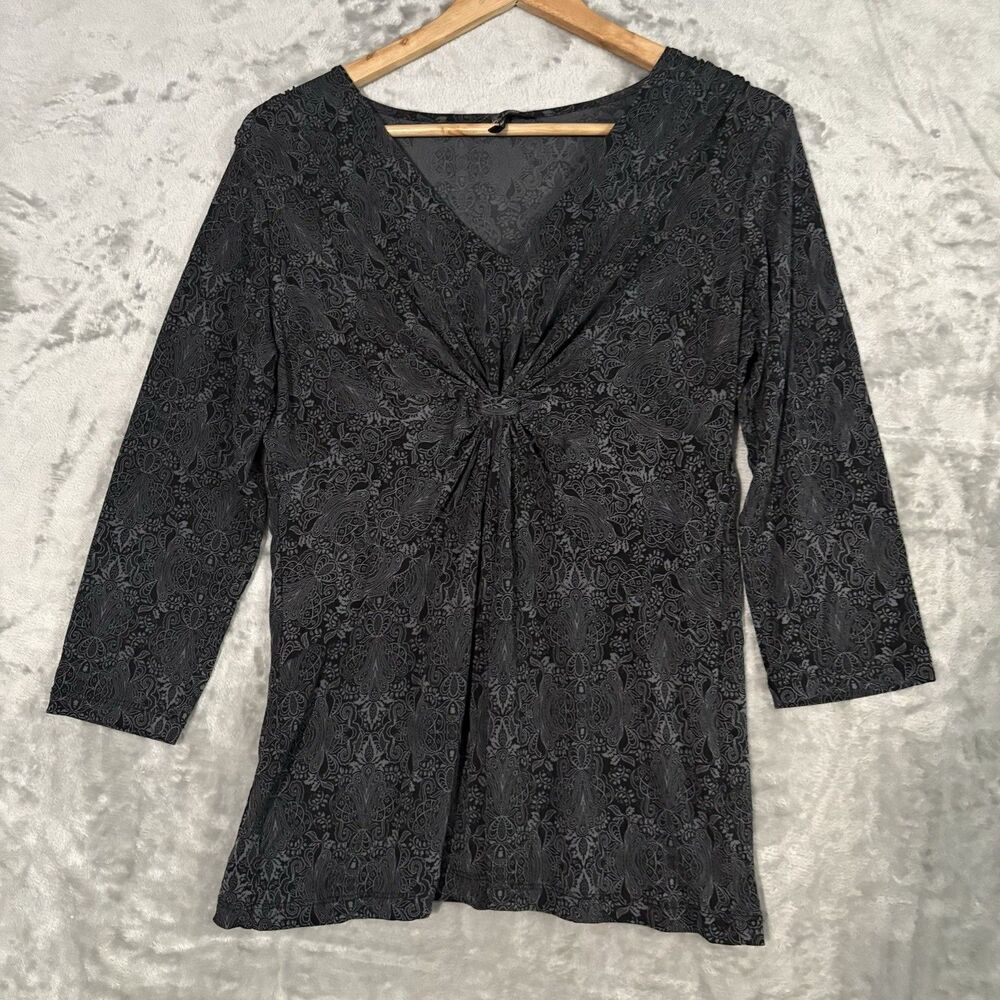 Daisy Fuentes Paisley Knot Front Top Medium Grey Black 3/4 Sleeve Boho Indie